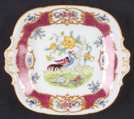 Z3137 10" Square Handled Cake Plate