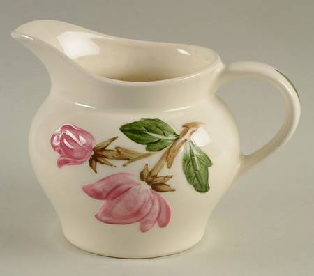 Green Arbor (Cream) 16 Oz Pitcher