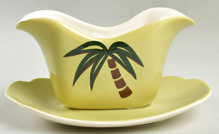 Tahiti Gravy Boat with Attached Underplate