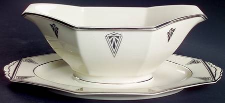 Deauville (Cream, 10 Sided) Gravy Boat with Attached Underplate