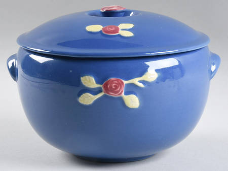 Rosebud 1.75 Qt Round Covered Triple Service Casserole