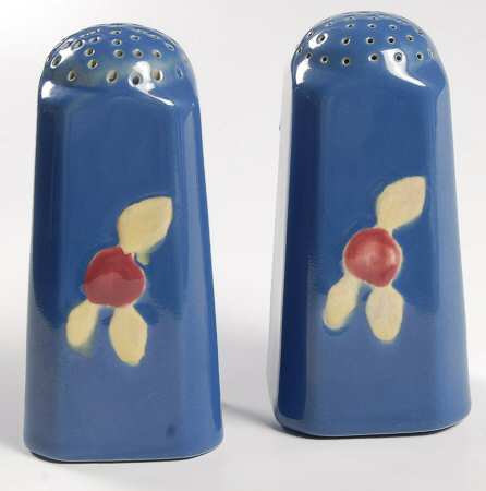 Rosebud Oversized Salt & Pepper Set
