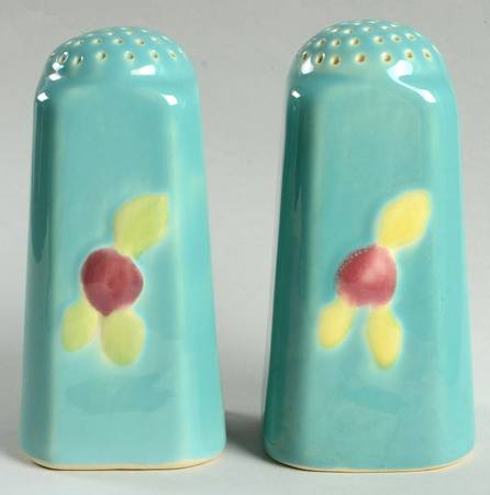 Rosebud Oversized Salt & Pepper Set