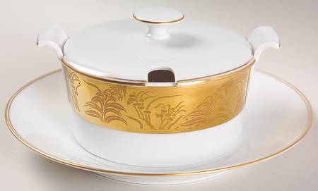Khazard (Gold) Sauce Boat & Lid with Underplate