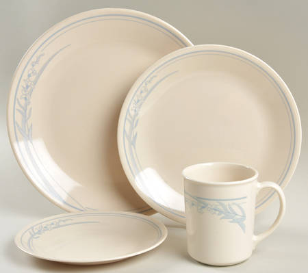 Blue Lily (Corelle) 32 Piece Estate Set