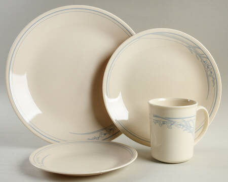 Blue Lily (Corelle) 4 Piece Place Setting
