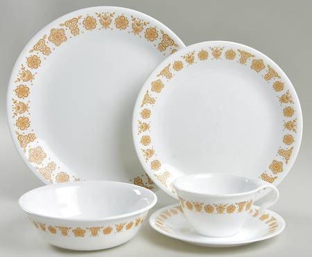 Butterfly Gold (Corelle) 40 Piece Estate Set