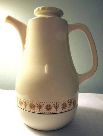 Butterfly Gold (Corelle) Plastic Thermos/Carafe & Lid