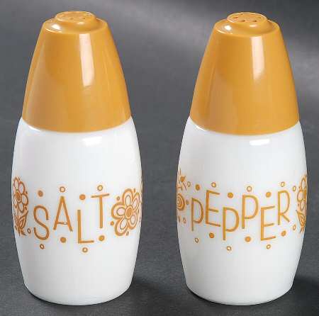 Butterfly Gold (Corelle) Salt & Papper Set with Plastic Lids