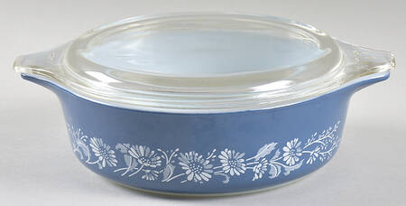 Colonial Mist 1 Pt Round Covered Casserole