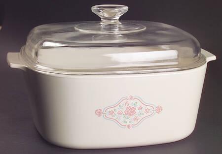 English Breakfast (Corelle) 5 Quart Square Casserole with Glass Lid