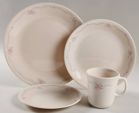 English Breakfast (Corelle) 32  Piece Estate Set