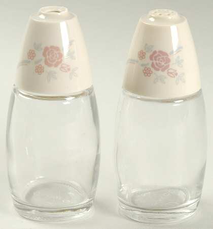 English Breakfast (Corelle) Glassware Salt and Pepper Set