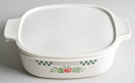 Farm Fresh 2 Quart Square Casserole with Lid