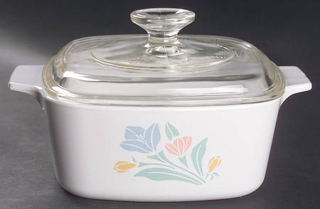 Friendship (Corelle) 1.5 Quart Square Casserole with Lid