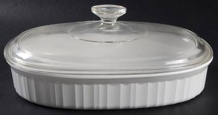 French White 1.5 Qt Oval Covered Divided Casserole