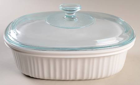 French White 2.5 Qt Oval Casserole w/Glass & Plastic Lid