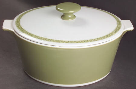 Lynwood Green 2.5 Quart Saucepan with Lid