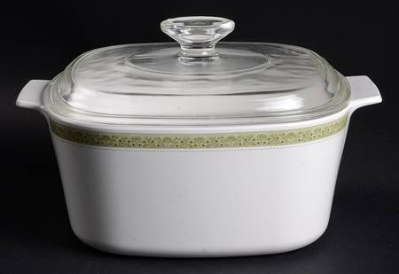 Lynwood Green 3 Quart Square Casserole with Lid