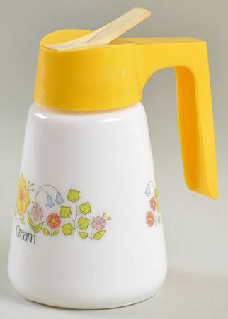 Meadow (Corelle) Creamer & Plastic Lid
