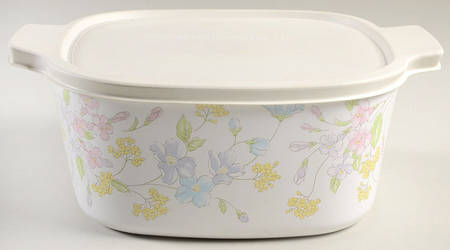 Pastel Bouquet (Corelle) 3 Quart Square Casserole with Lid