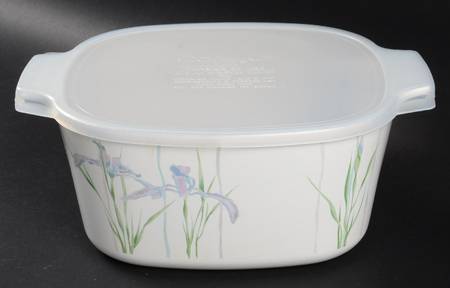 Shadow Iris (Corelle) 3 Quart Square Casserole with Lid