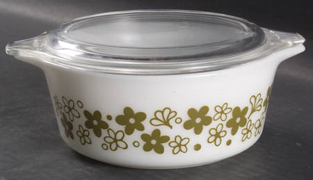 Spring Blossom (Large Flowers) 1.50 Pt Round Covered Casserole