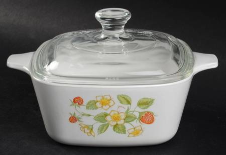 Strawberry Sundae (Corelle) Petite Pan & Lid