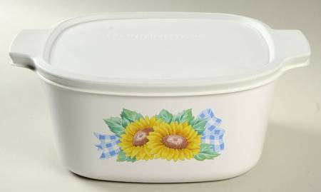 Sunsations (Corelle) 3 Quart Square Casserole with Lid