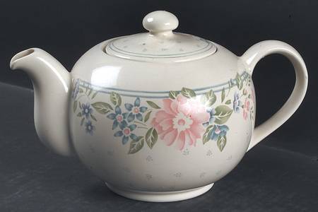Symphony (Corelle) Teapot & Lid