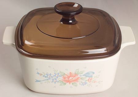 Symphony (Corelle) 1.5 Quart Square Casserole with Lid