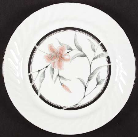 Tiger Lily (Corelle) by Corning Corelle