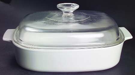 White Coupe 2.5 Quart Square Casserole with Lid