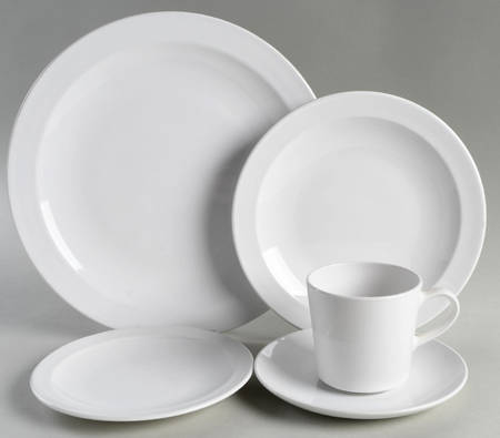 White Narrow Rim (Centura Line) 5 Piece Place Setting