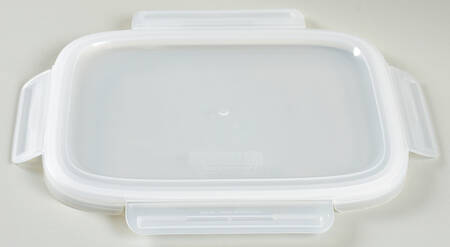Winter Frost White (Corelle) 9" Rectangular Vegetable Bowl Snapware Lid