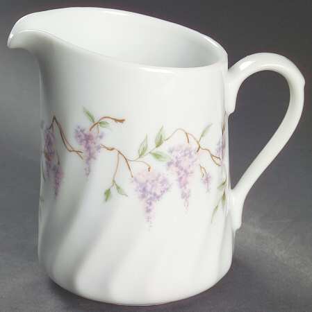 Wisteria (Corelle) Creamer