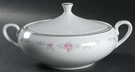 Floral Lace Round Covered Vegetable