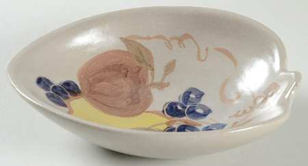 Country Harvest 7" Leaf Bowl