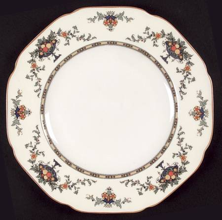 A1476 (Round, Scalloped) by Crown Ducal