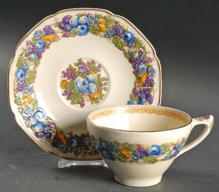 1954 Flat Cup & Saucer Set