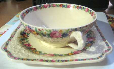 CRD27 Flat Cream Soup Bowl & Saucer Set