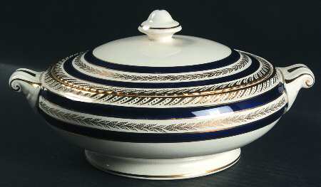 Duchess Round Covered Vegetable