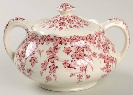 Early English Ivy Pink (Scalloped) Sugar Bowl & Lid