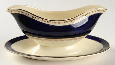 Empress Gravy Boat with Attached Underplate