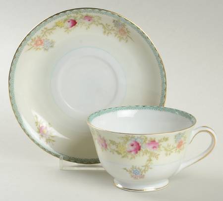 CRF4 Footed Cup & Saucer Set