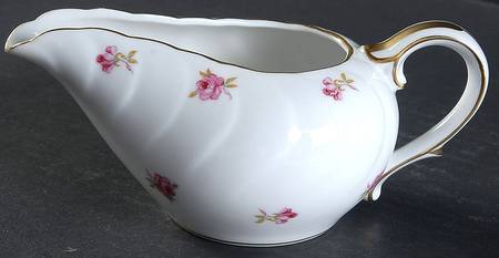 Park Avenue (Scalloped) Creamer