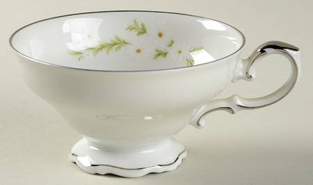 Bridal Wreath Footed Cup