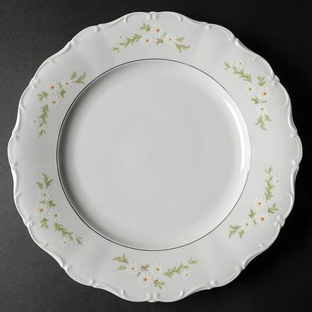 Bridal Wreath 12" Chop Plate (Round Platter)