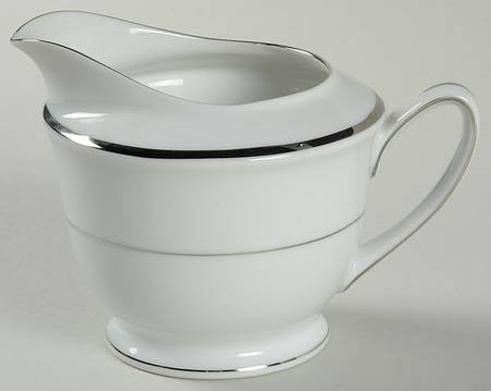 Fontainebleau Creamer