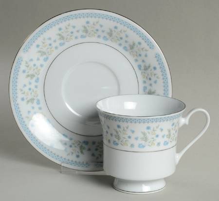 Celeste Footed Cup & Saucer Set